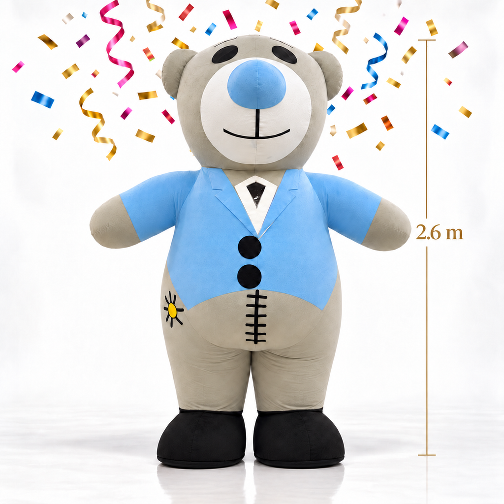 2․6m Grey  bear
